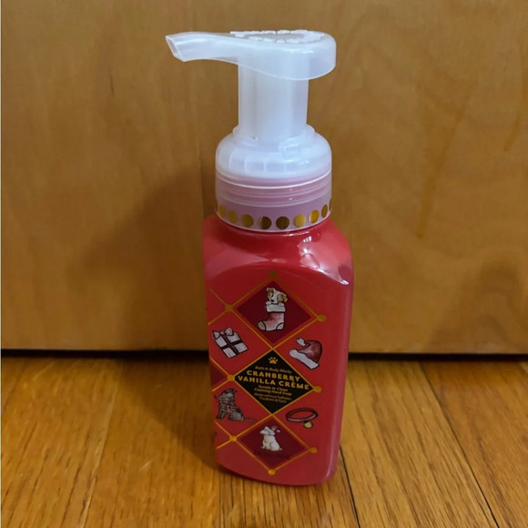 Bath & Body Works Other - Bath & Body Works Cranberry Vanilla Creme Foaming Hand Soap NWT